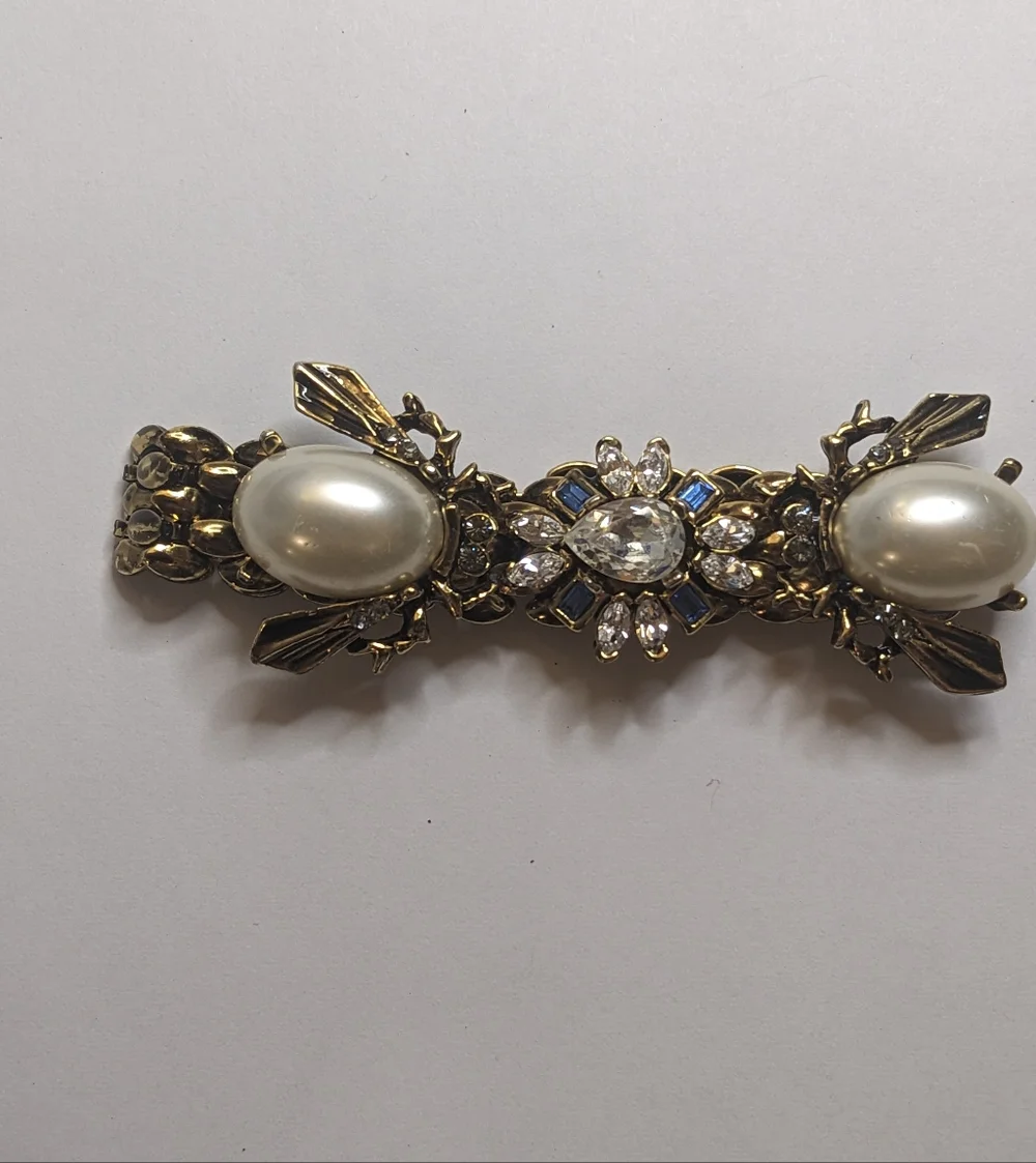 Vintage Simulated Pearl &‎ Rhinestone Bar Brooch – 6 Inches Inches